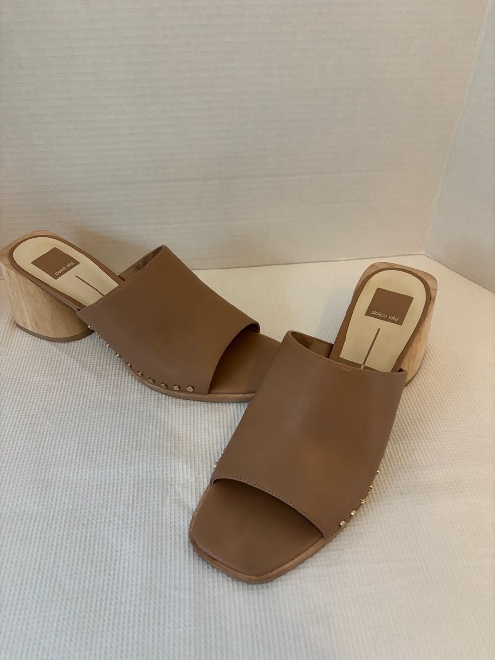 Dolce Vita Amino Tan Leather Open-Toe Slide Mules with Stud Trim